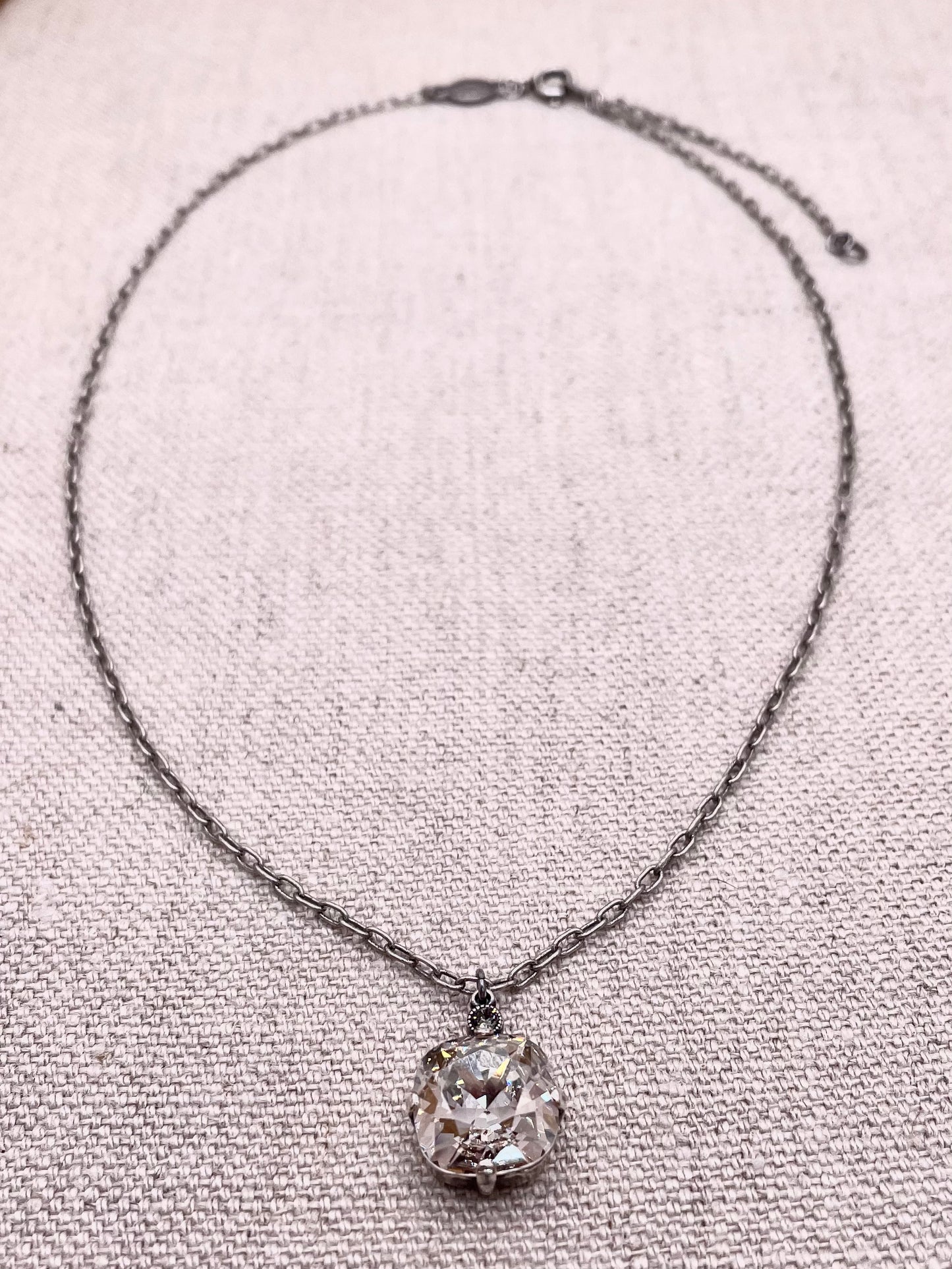 Anne Necklace - Silver with Shade