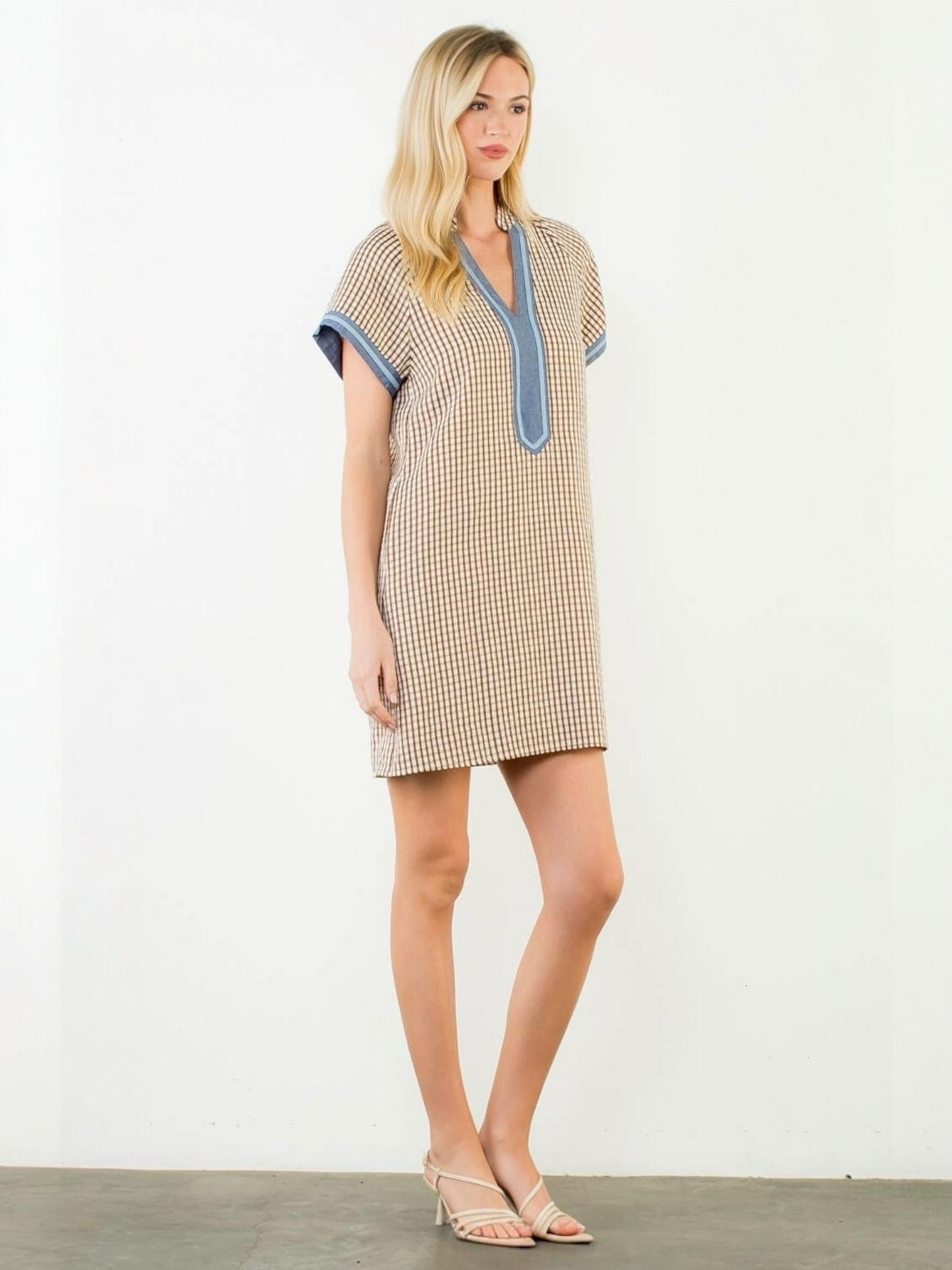 THML Short Sleeve Gingham Patterned Dress – Brown