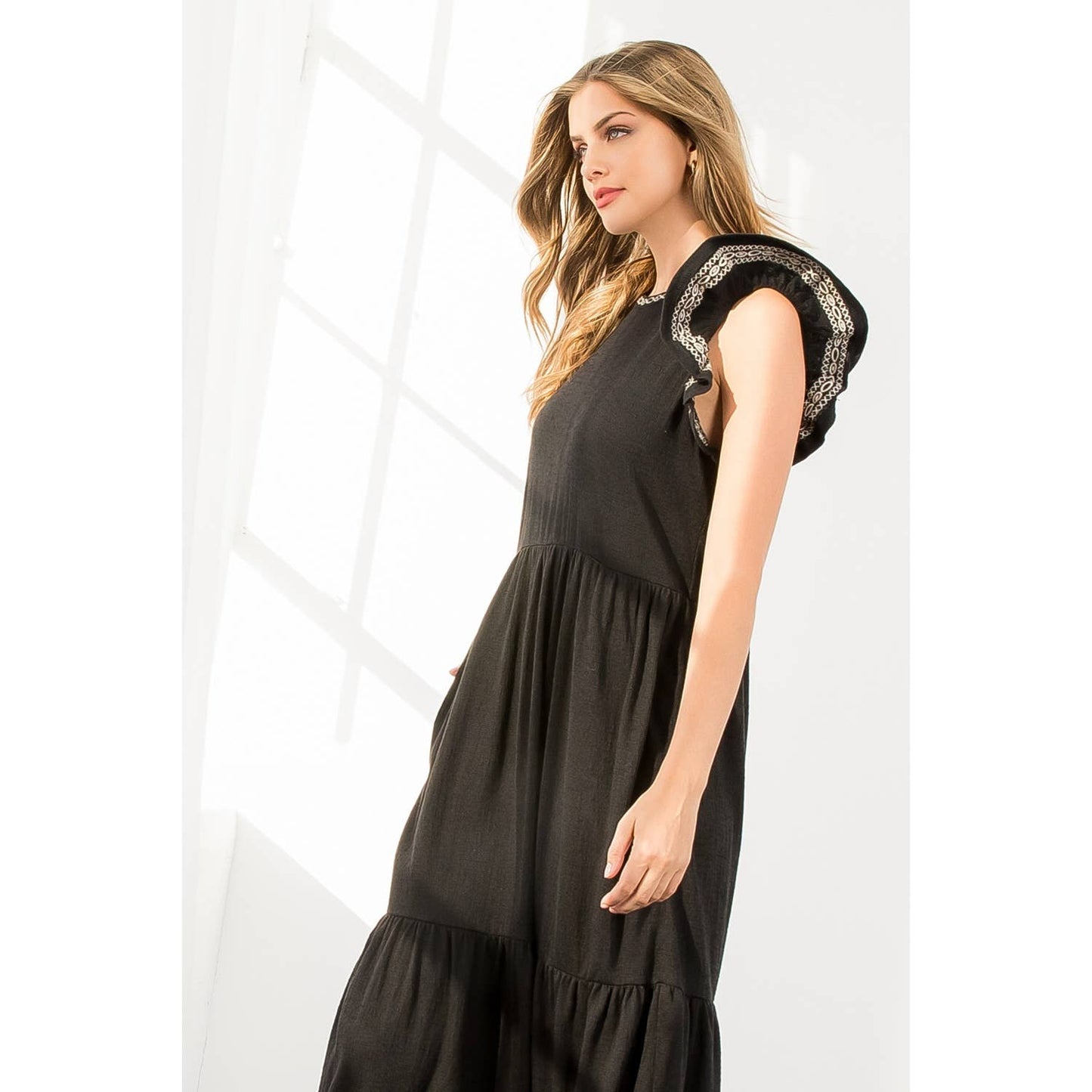 THML Flutter Sleeve Knit Dress – Black