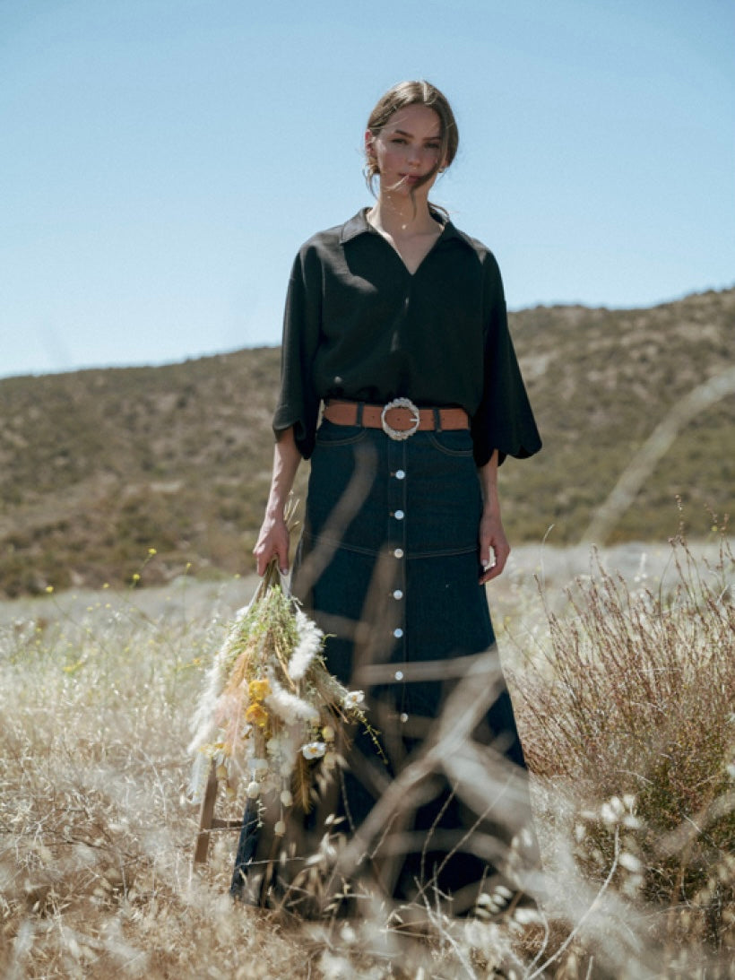 Jodifl 3/4 Sleeves V Neck Top With Scallop Edge Detail - Black