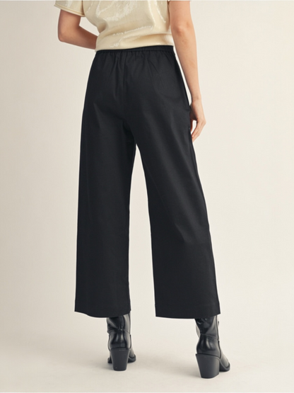 Jodifl Wide Leg Cropped Slack Pants - Black