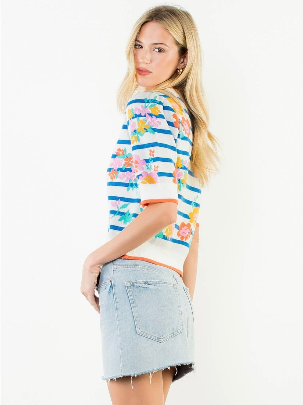 THML Short Sleeve Floral Knit Top - White