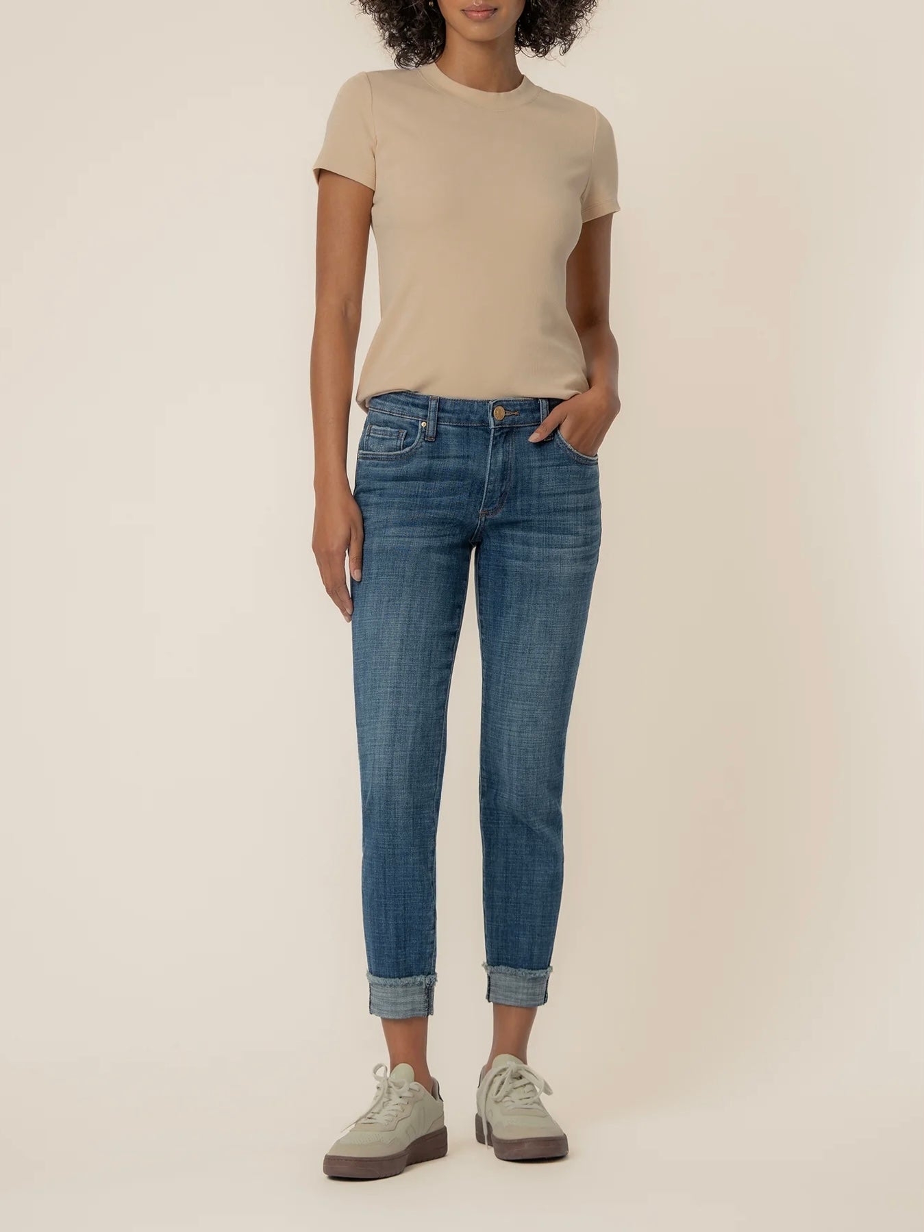 Kut from the Kloth Amy Cropped Straight Leg Jeans with Frayed Roll-Up Hem – Deserving Darkstone Base Wash