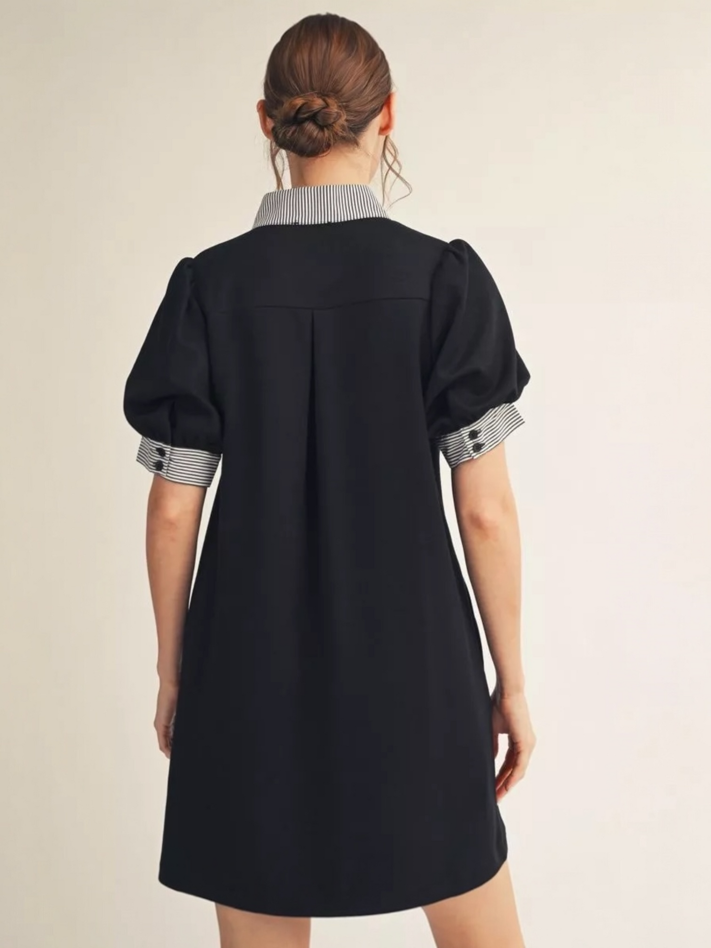 Jodifl Puff Sleeve Shift Dress with Stripe Contrast Accent – Black