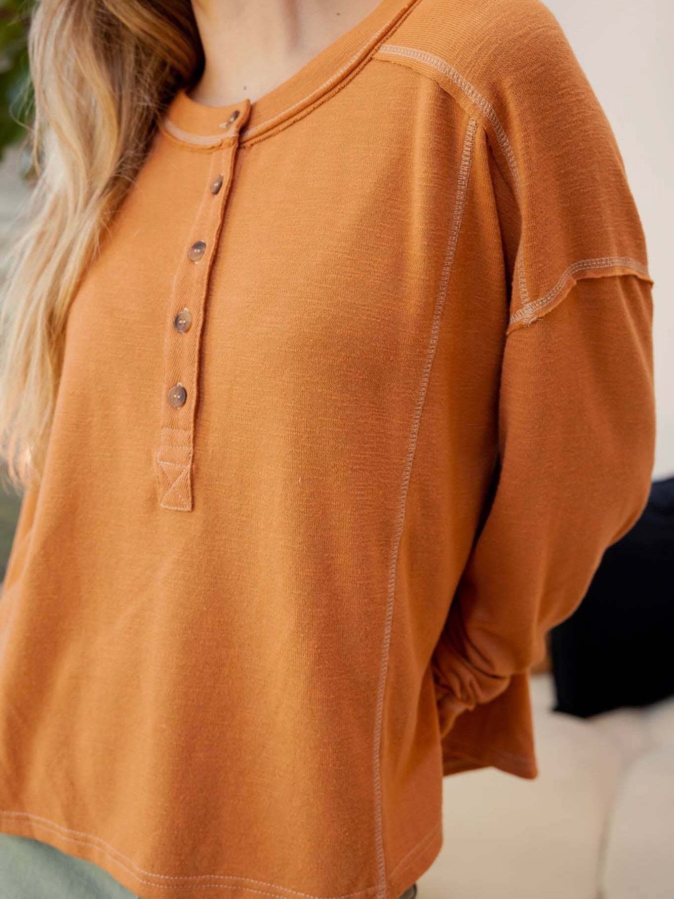 Blu Pepper Contrast Stitch Long Sleeve Henley Knit Top - Rust