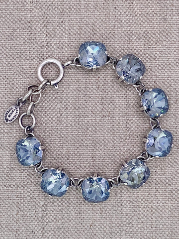 La Vie Classic Silver Bracelet - Blue Shade