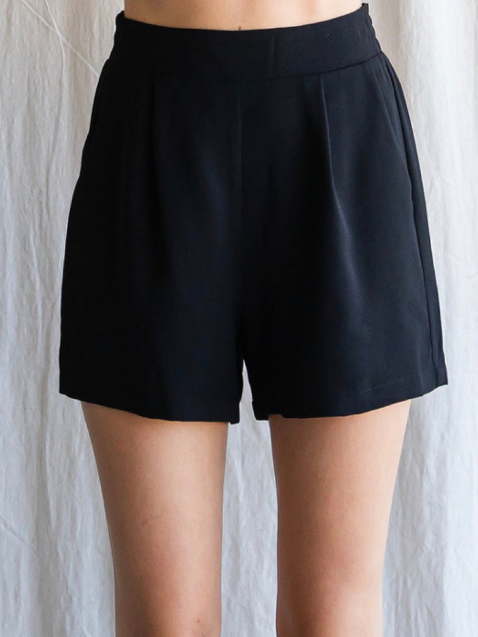 Johanna Shorts - Black