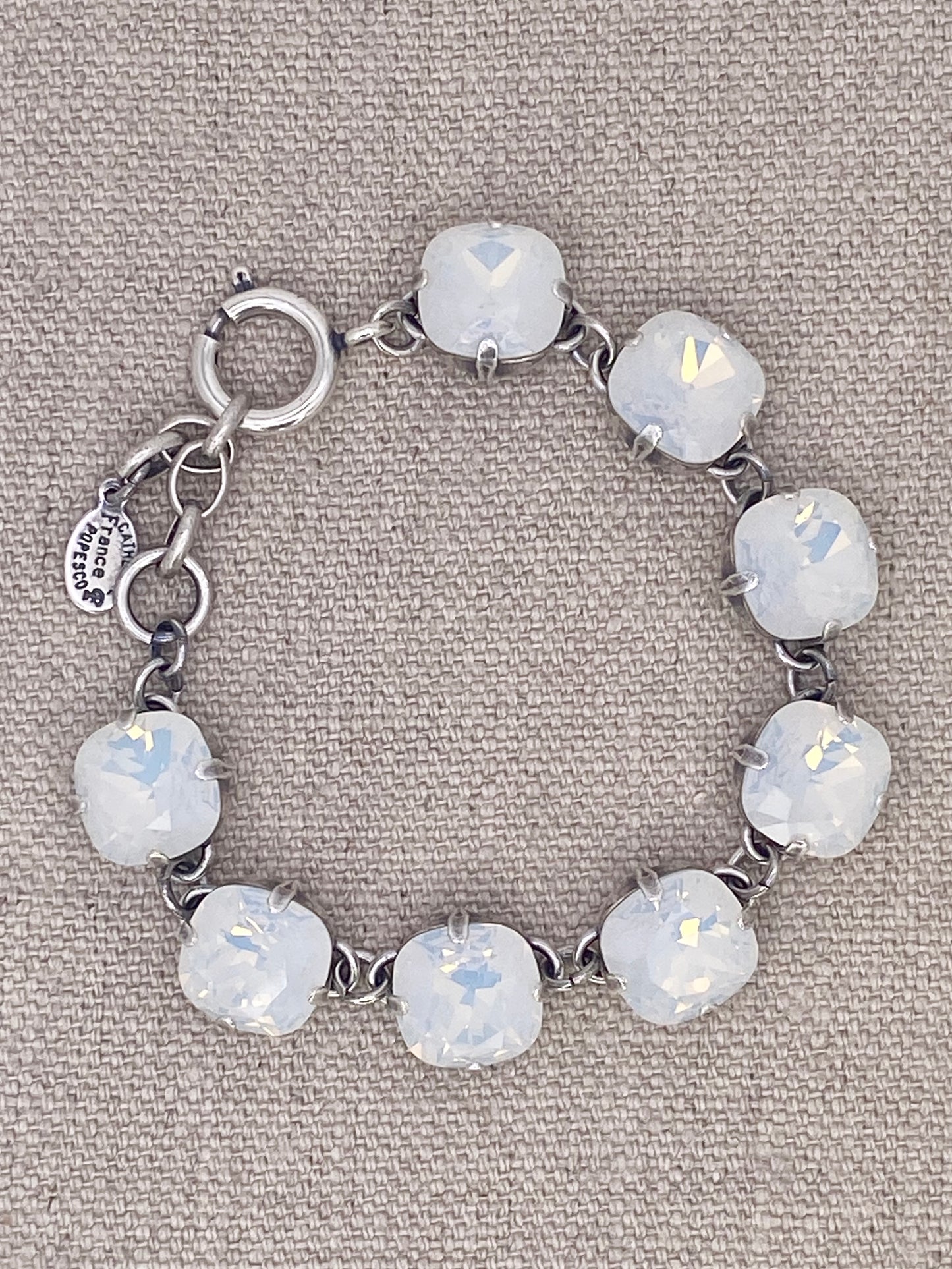 La Vie Classic Silver Bracelet - White Opal