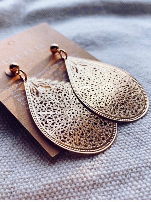 Hepburn Filigree Pendant Earrings | Mandala Teardrop