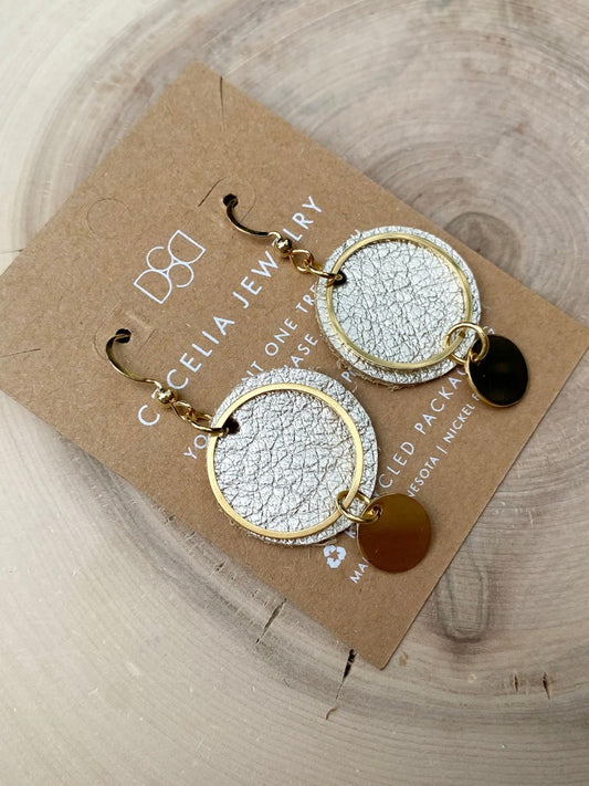 Small Circle Leather Earrings | Champagne