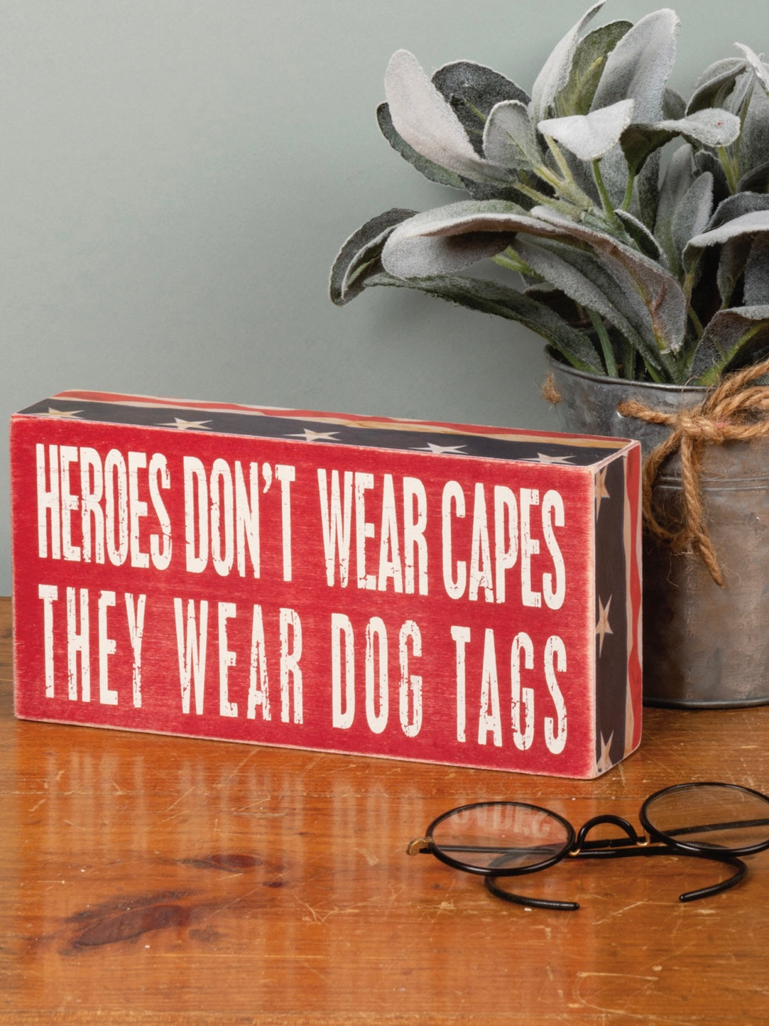 Heroes Dog Tags Sign