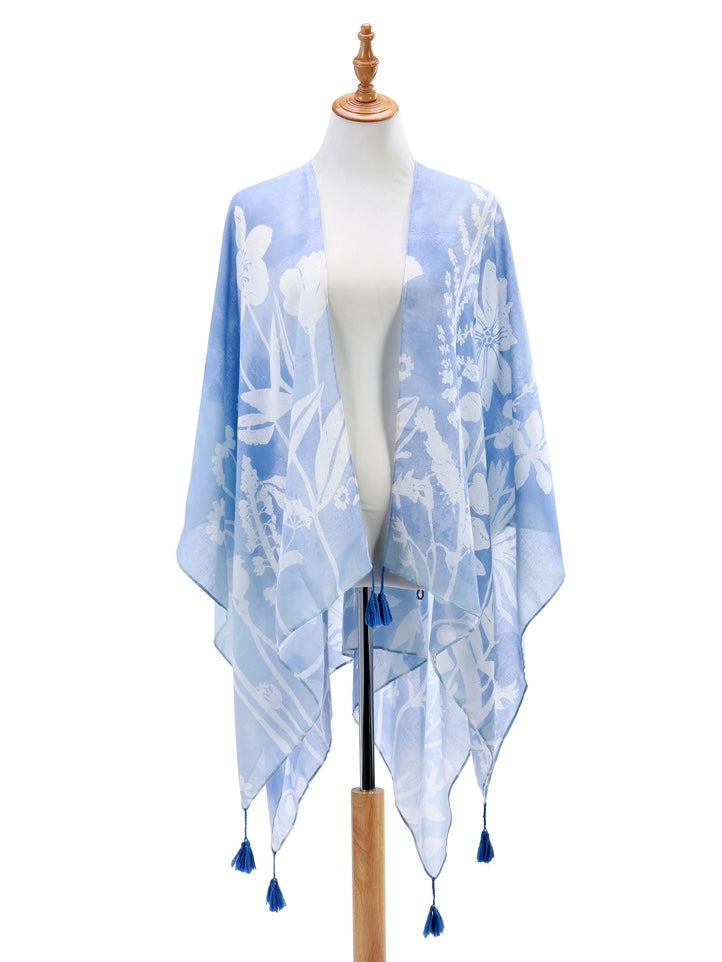 byDesign Kimono with Sketches of Nature Pattern