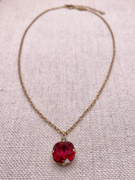 Anne Necklace - Gold with Scarlet